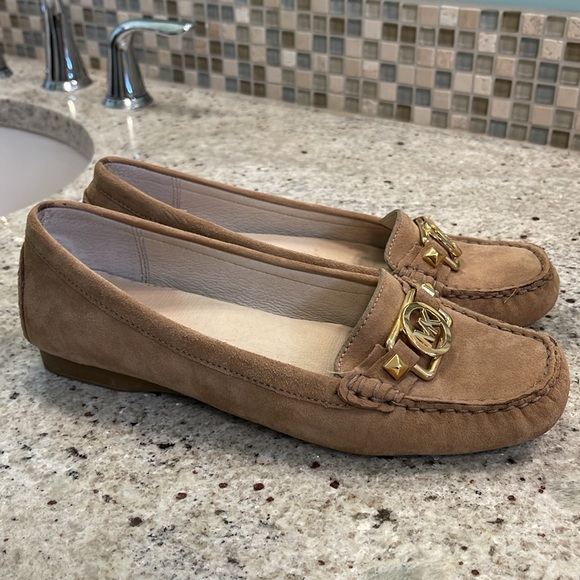 Michael Kors Flats - Picture 2 of 4